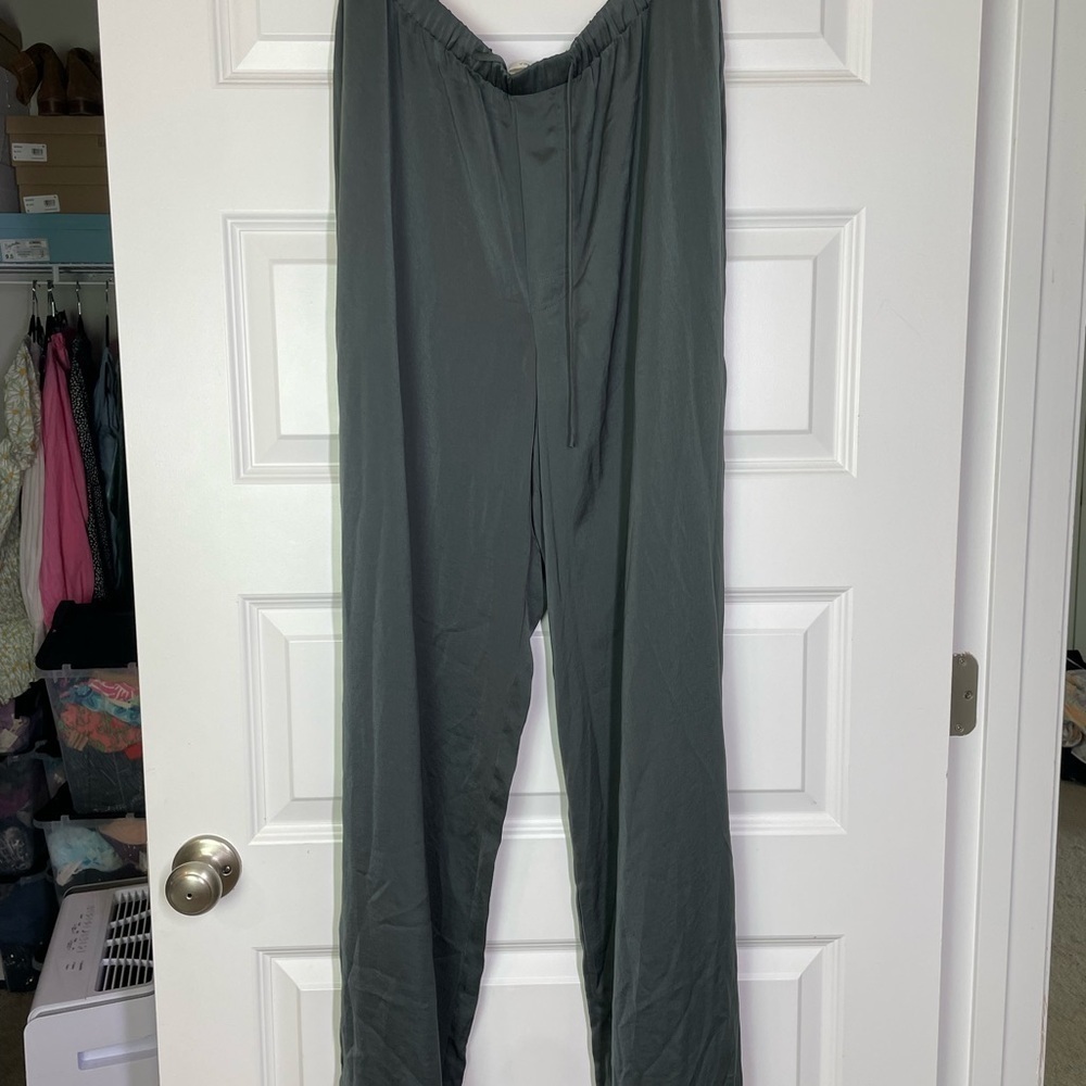 Vince Satin Drawstring Wide Leg Lounge Pants Grey Women’s Size XL - Picture 3 of 12
